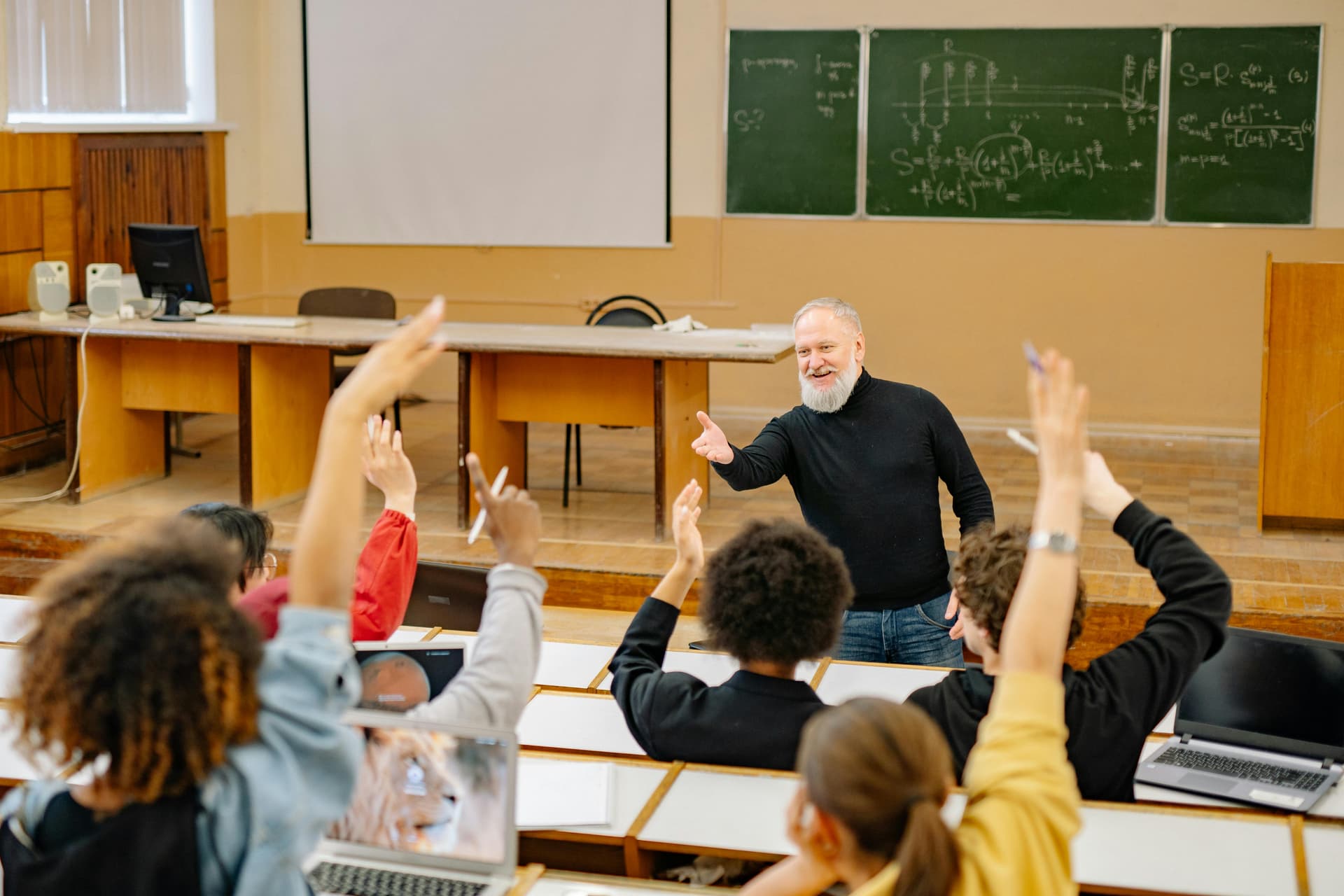 Learning with mentor